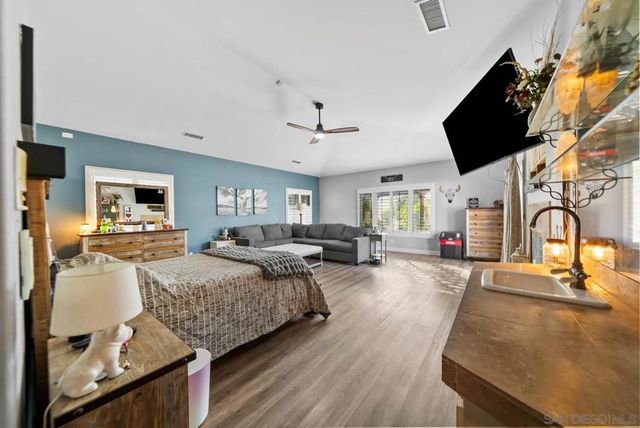 30920 Palm Ave, Hemet, CA 92543