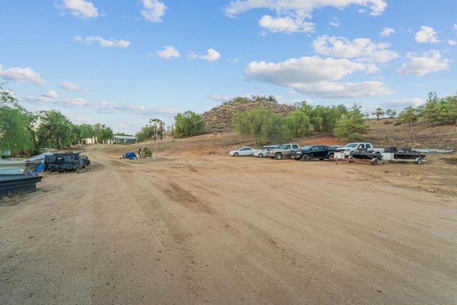 30920 Palm Ave, Hemet, CA 92543