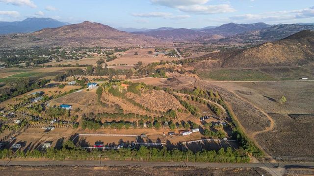 30920 Palm Ave, Hemet, CA 92543