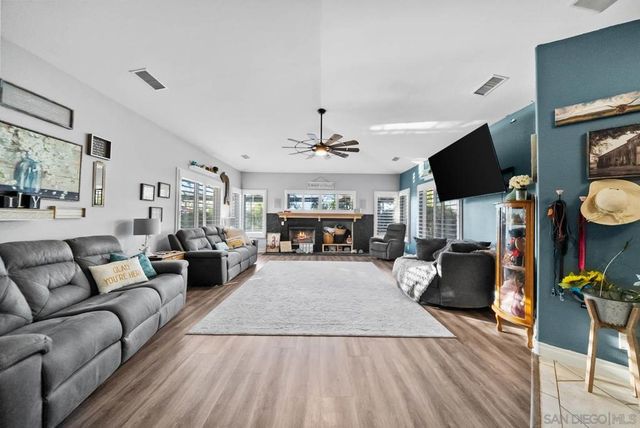 30920 Palm Ave, Hemet, CA 92543