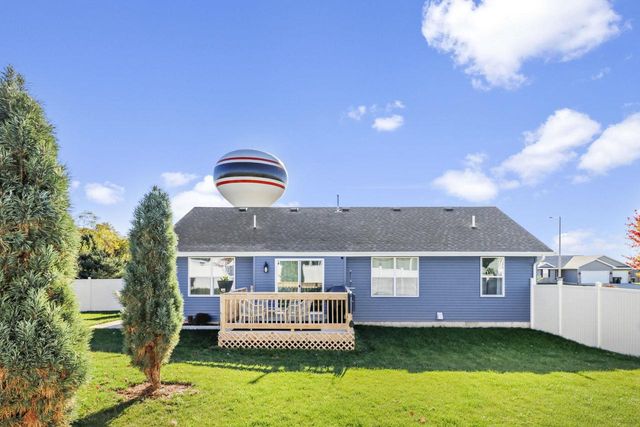 935 Rogers Street, Milton, WI 53563