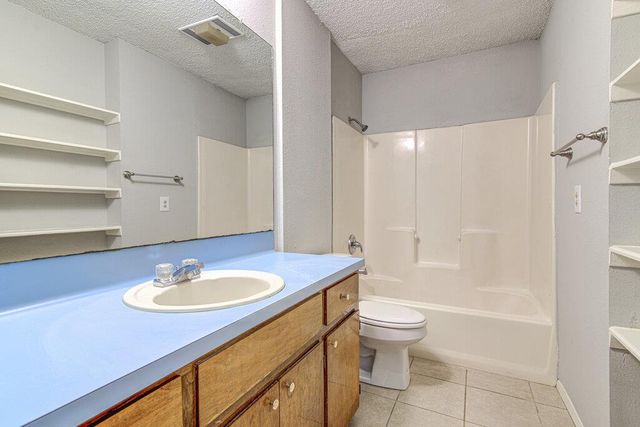 907 Taulbee LN, Austin, TX 78757