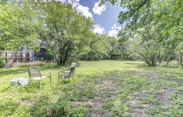 907 Taulbee LN, Austin, TX 78757