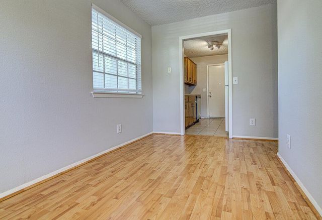 907 Taulbee LN, Austin, TX 78757