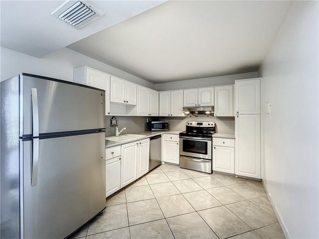 531 N Ocean Boulevard 1207, Pompano Beach, FL 33062
