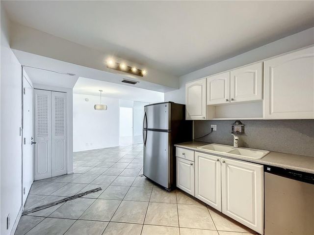 531 N Ocean Boulevard 1207, Pompano Beach, FL 33062