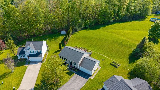 3217 Holly Crescent, Macedon, NY 14502