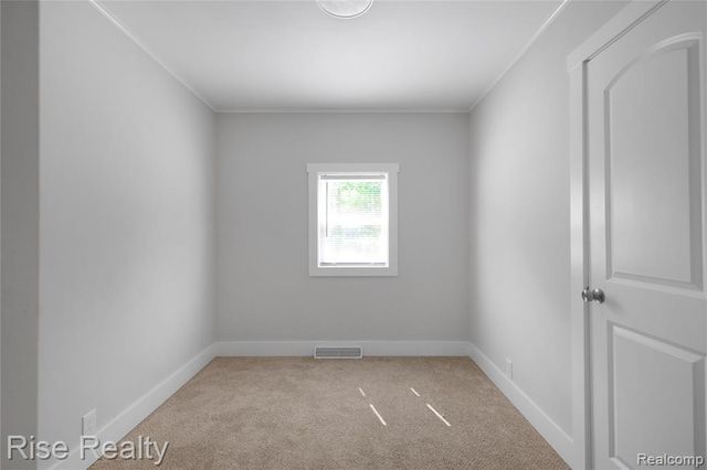 319 N Genesee Street, Montrose, MI 48457