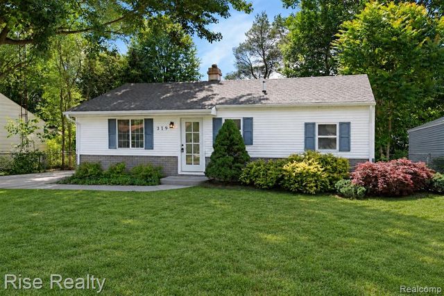 319 N Genesee Street, Montrose, MI 48457