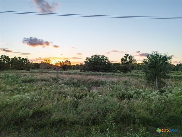 0 CR 325, Louise, TX 77455