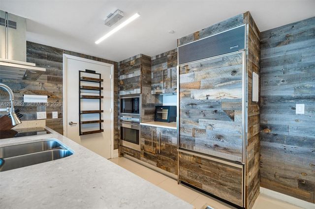 495 Brickell Ave 4911, Miami, FL 33131