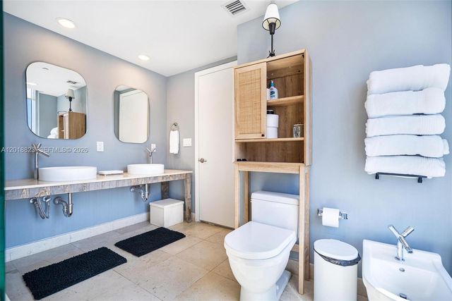495 Brickell Ave 4911, Miami, FL 33131