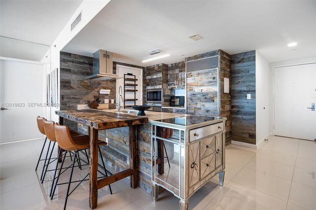 495 Brickell Ave 4911, Miami, FL 33131