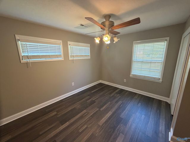 1518 15th Avenue SW, Decatur, AL 35601