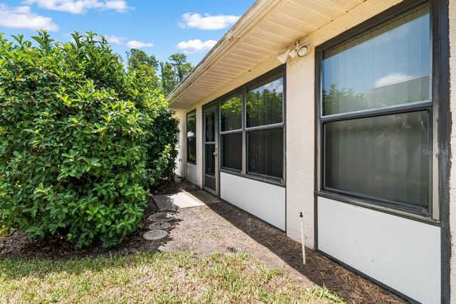 1760 ATRIUM DRIVE, Sun City Center, FL 33573