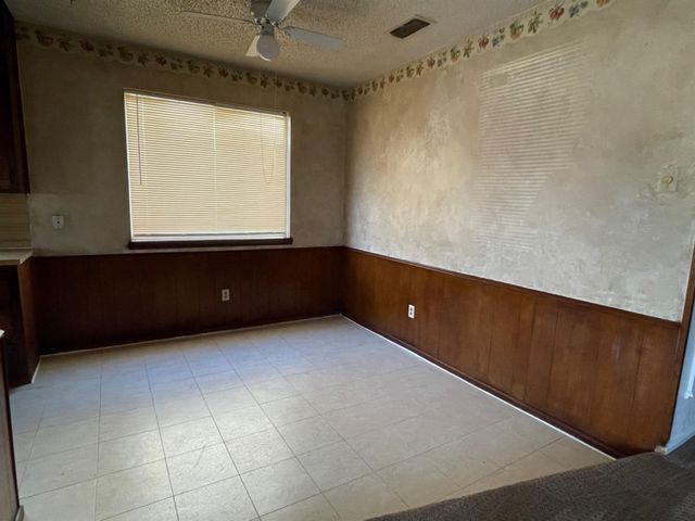 610 N Elkhart Avenue, B, Lubbock, TX 79416