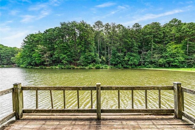 234 Shadow Lake SW Drive, Lilburn, GA 30047