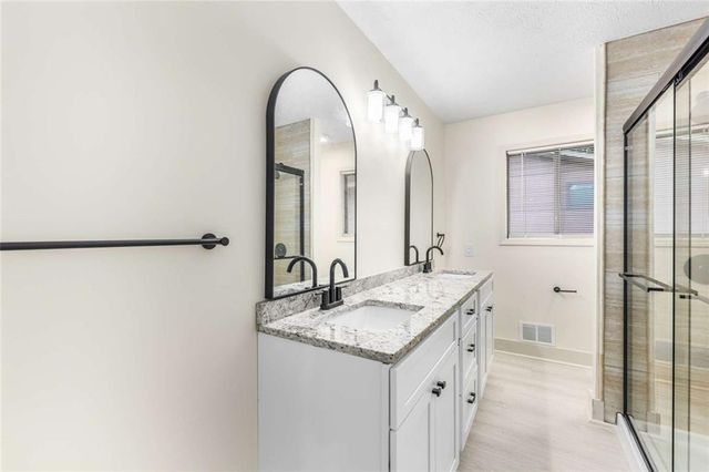 234 Shadow Lake SW Drive, Lilburn, GA 30047