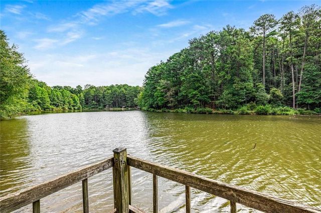 234 Shadow Lake SW Drive, Lilburn, GA 30047