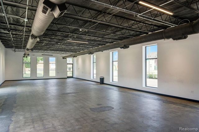 611 W Philadelphia Street, Detroit, MI 48202