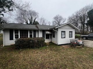 1097 Cooley Drive, Gainesville, GA 30501