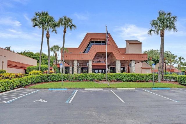 3060 HOLIDAY SPRINGS Boulevard 106, Margate, FL 33063