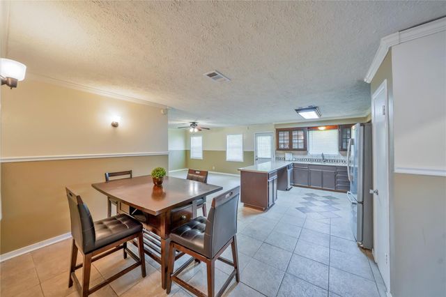 726 Skylark Road, Pasadena, TX 77502