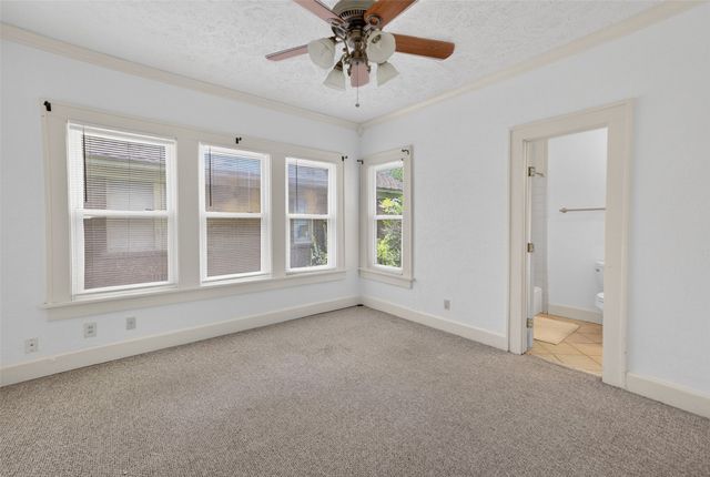 2601 S University Drive, Fort Worth, TX 76109