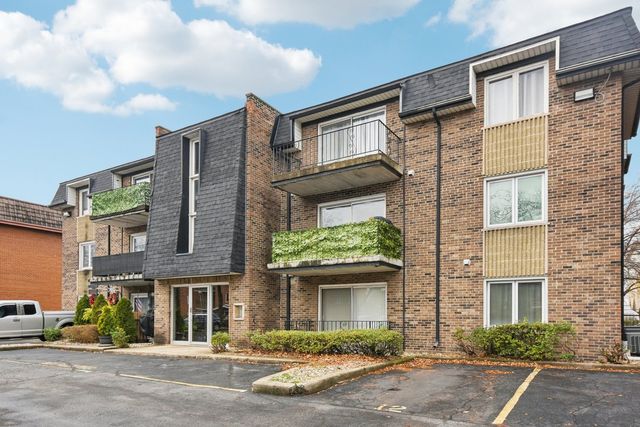 10831 S Keating Avenue 1SW, Oak Lawn, IL 60453