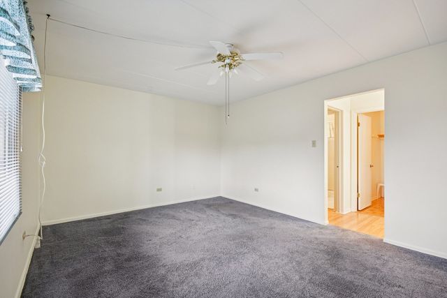 10831 S Keating Avenue 1SW, Oak Lawn, IL 60453