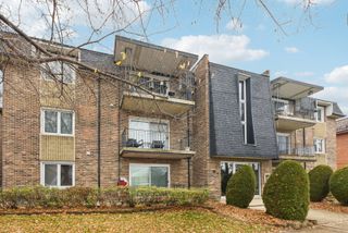 10831 S Keating Avenue 1SW, Oak Lawn, IL 60453