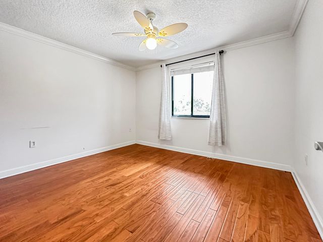 2761 Village Boulevard 306, West Palm Beach, FL 33409