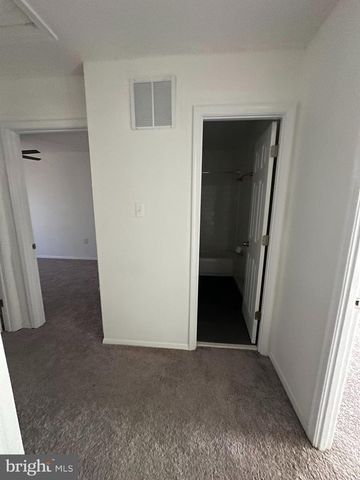 9136 BRAMBLE BUSH CT, Gaithersburg, MD 20879