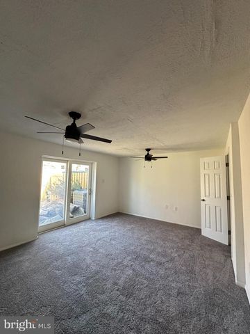 9136 BRAMBLE BUSH CT, Gaithersburg, MD 20879