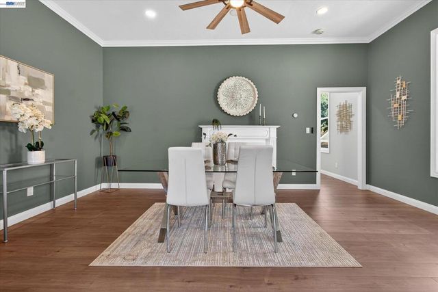 1813 Minturn St, Alameda, CA 94501