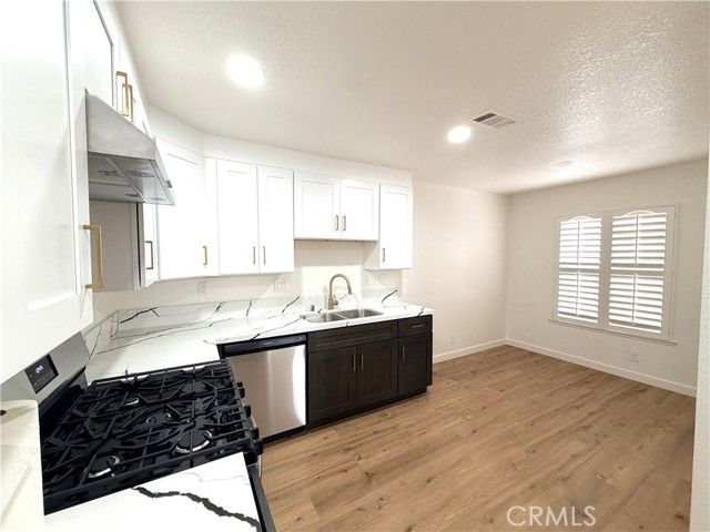 1187 E 223rd Street 14, Carson, CA 90745