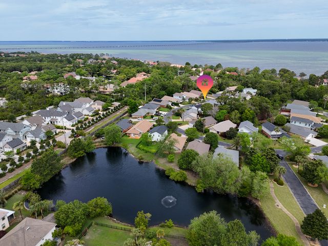 324 Wimico Circle, Destin, FL 32541
