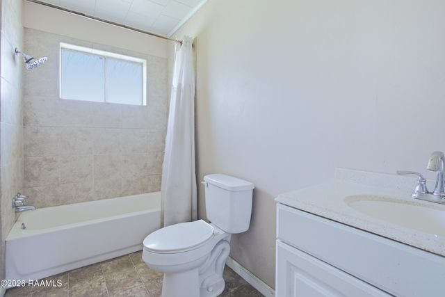 1102 Macho Grande Street, New Iberia, LA 70560