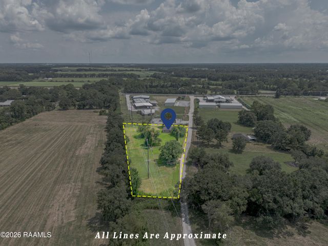 1102 Macho Grande Street, New Iberia, LA 70560