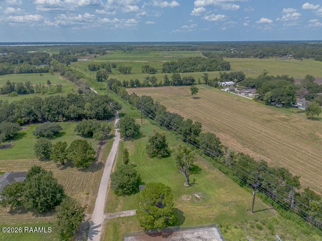 1102 Macho Grande Street, New Iberia, LA 70560