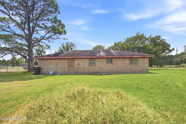 1102 Macho Grande Street, New Iberia, LA 70560