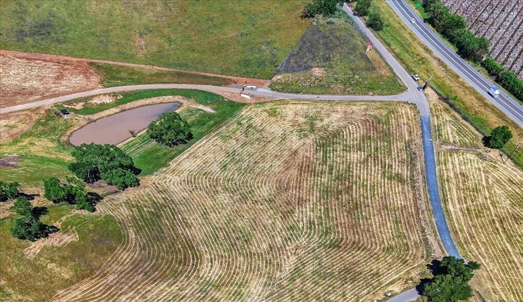 Image 10 of property listing at Pacheco Pass Hwy, Hollister, CA 95023