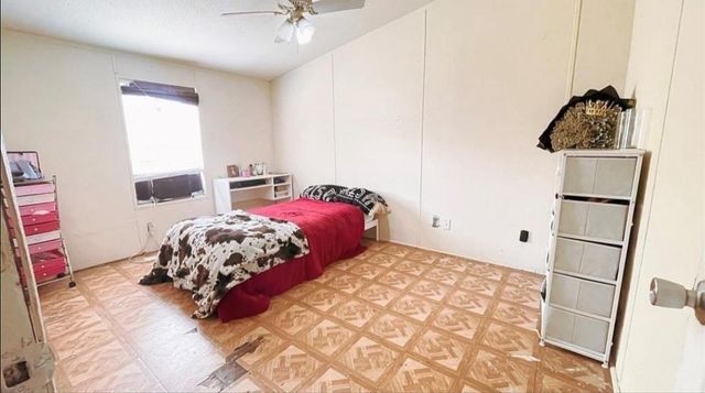 37 County Road 3479j, Cleveland, TX 77327