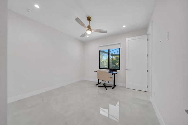 1735 SW 51ST Terrace, Cape Coral, FL 33914