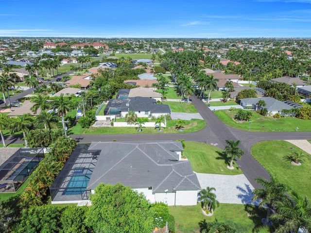 1735 SW 51ST Terrace, Cape Coral, FL 33914