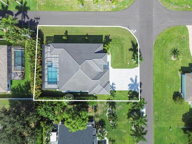 1735 SW 51ST Terrace, Cape Coral, FL 33914
