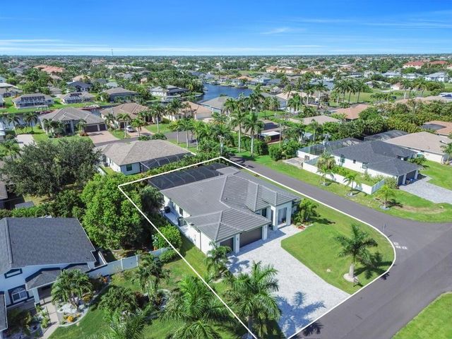 1735 SW 51ST Terrace, Cape Coral, FL 33914