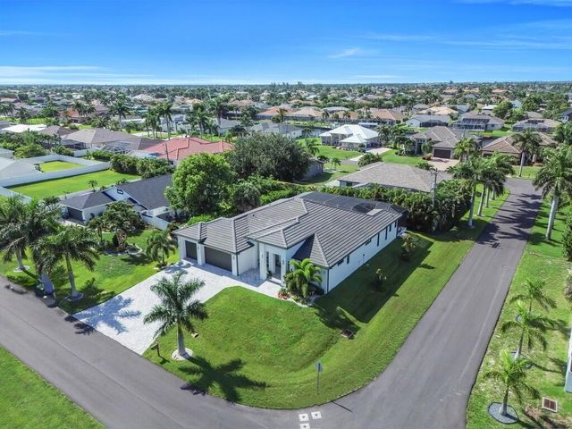 1735 SW 51ST Terrace, Cape Coral, FL 33914