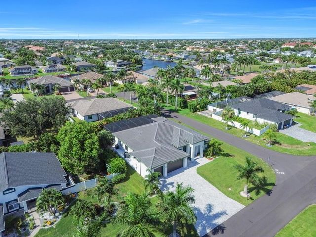 1735 SW 51ST Terrace, Cape Coral, FL 33914