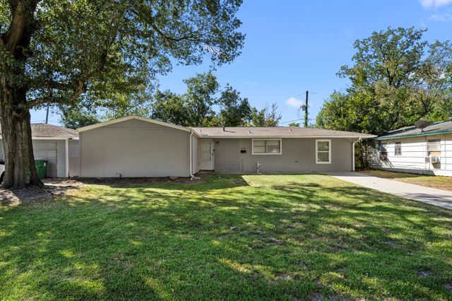 6138 Kenilwood Drive, Houston, TX 77033